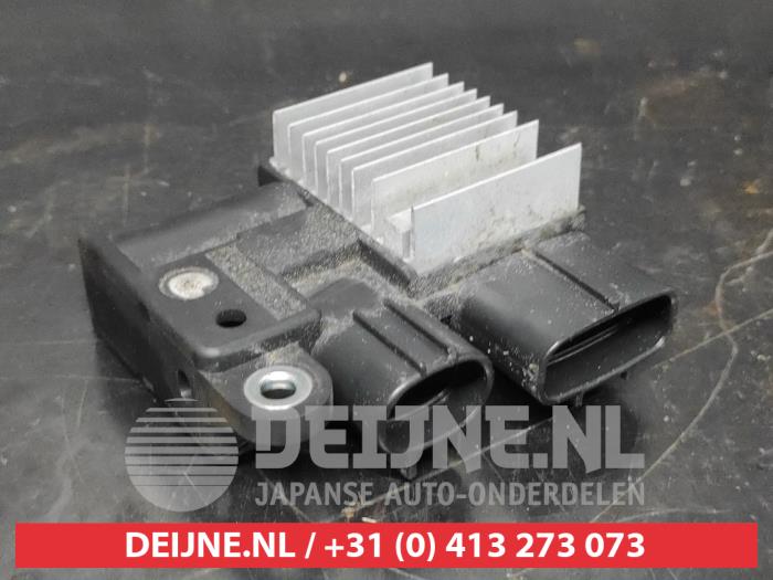 Gebruikte Koelvin module Toyota Yaris IV (P21/PA1/PH1) 1.5 12V Hybrid 115 Prijs op aanvraag aangeboden door V.Deijne Jap.Auto-onderdelen BV