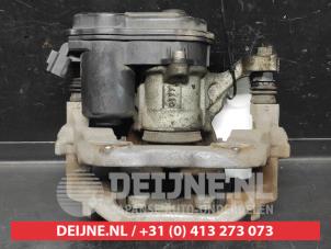 Toyota Yaris Rear brake calliper, left O733141 photo 3