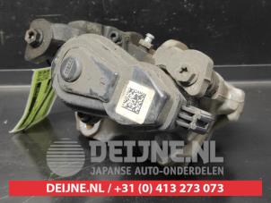 Toyota Yaris Rear brake calliper, right O733143 photo 2