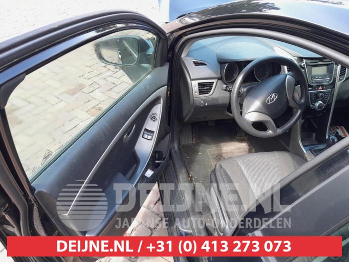 Hyundai I30 Multi-functional window switch O733200