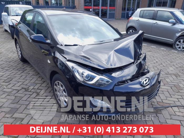 Hyundai I30 Wing mirror, right O733227