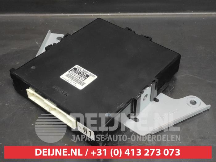 Toyota Prius Computer hybrid battery O733253