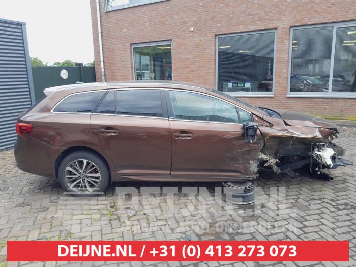 Toyota Avensis Extra Ruit 4Deurs rechts-achter O733460