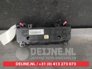 Toyota Avensis Kachel Bedieningspaneel O733467 foto 2