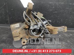 Hyundai I30 Fusee links-voor O733541 foto 2