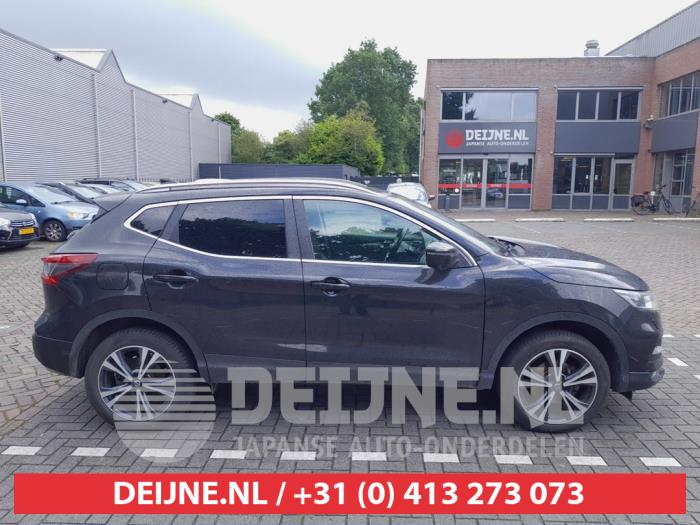 Nissan Qashqai Extra window 4-door, right O733534