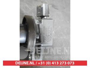 Toyota Yaris Ignition coil O733704 photo 2