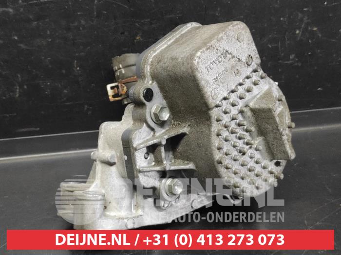 Toyota Yaris Water pump O733711
