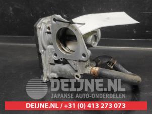 Toyota Yaris Throttle body O733714 photo 2
