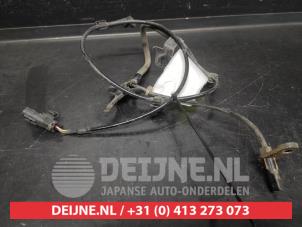 Toyota Yaris ABS Sensor O733718 photo 2