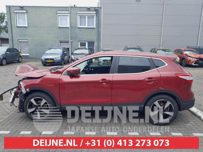 Nissan Qashqai Portier 4Deurs links-achter O733720