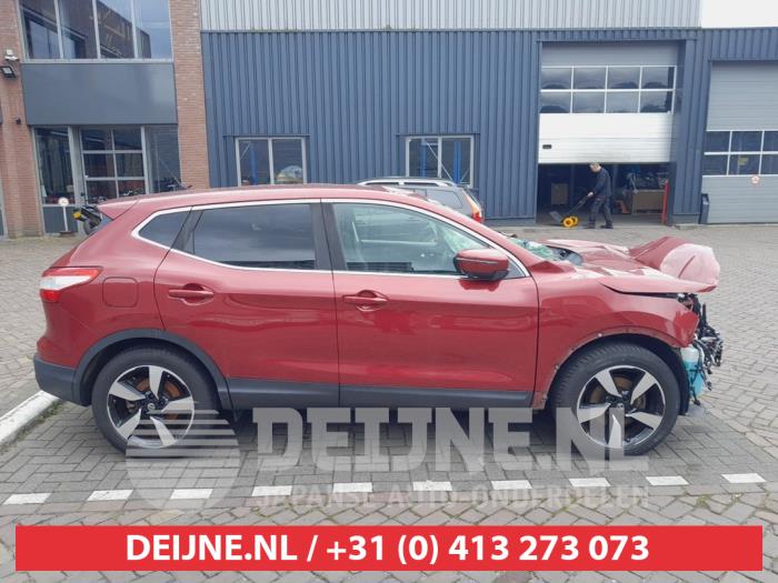 Nissan Qashqai Portierruit 4Deurs rechts-achter O733728