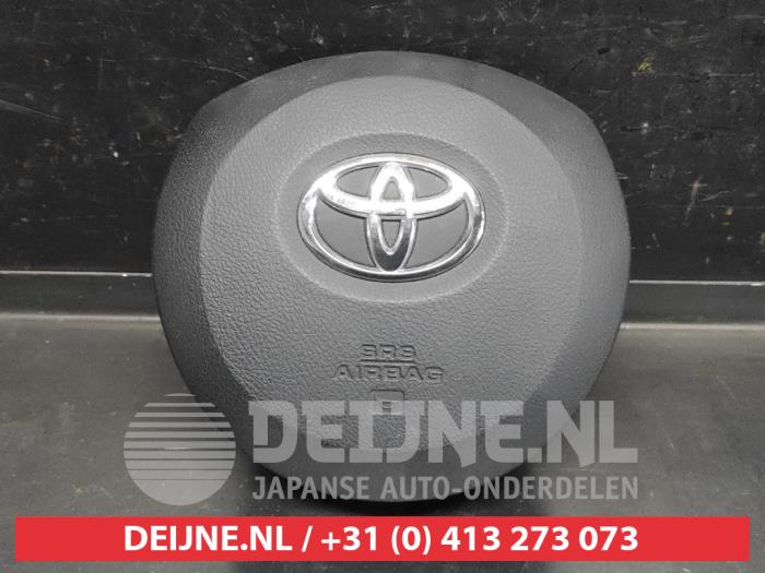 Toyota Yaris Left airbag (steering wheel) O733737