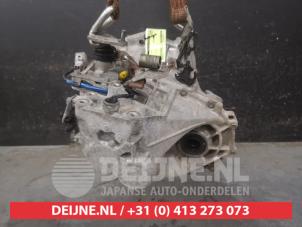 Toyota Aygo Versnellingsbak O733743 foto 2