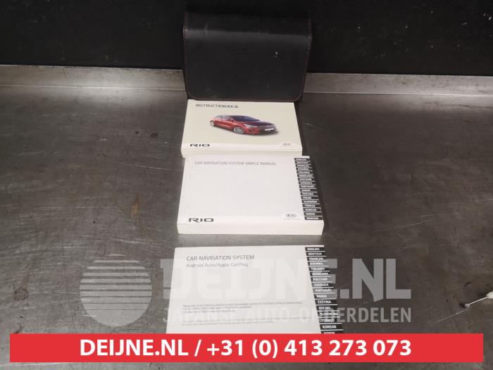 Kia Rio Instruction Booklet O733791