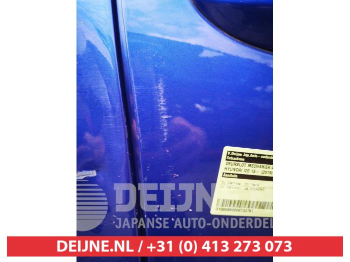 Hyundai I20 Front door 4-door, right O733779