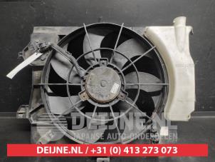 Hyundai Veloster Cooling fan housing O733806 photo 2