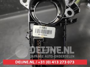 Hyundai IX20 Steering column stalk O733842 photo 3