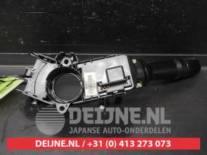 Hyundai IX20 Steering column stalk O733842 photo 2