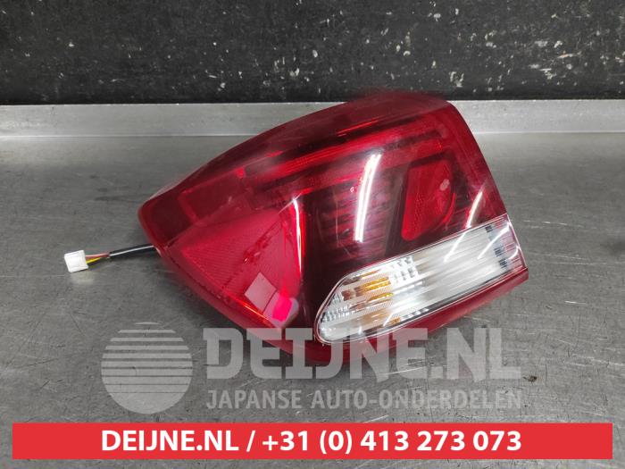 Kia Rio Taillight, left O733887