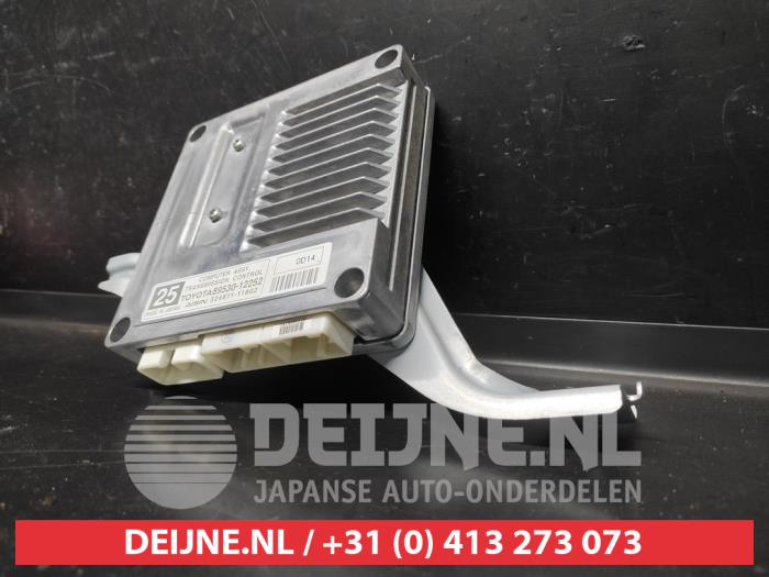 Toyota Auris Automatic gearbox computer O733947