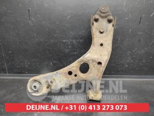 Toyota Auris Draagarm onder rechts-voor O733952 foto 2