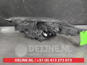Toyota Yaris Scheinwerfer rechts O734049 foto 2