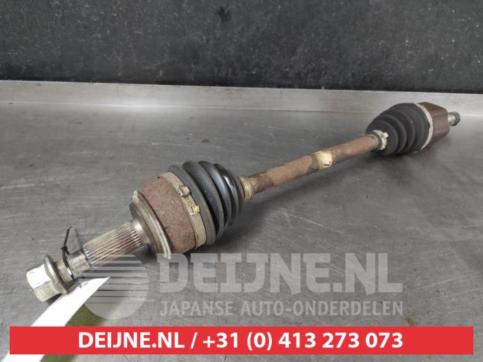 Nissan Qashqai Aandrijfas links-voor O734139
