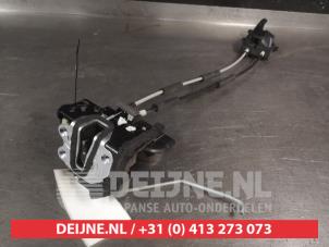 Kia Picanto Front door lock mechanism 4-door, right O734182 photo 2