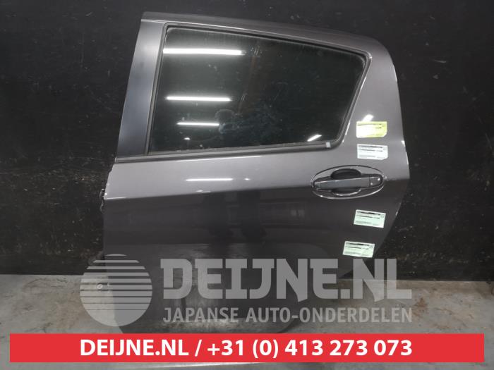 Toyota Yaris Portier 4Deurs links-achter O734294
