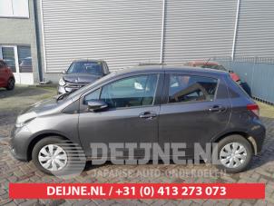 Toyota Yaris Portier 4Deurs links-achter O734294 foto 3