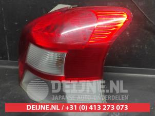 Toyota Yaris Taillight, right O734342 photo 2