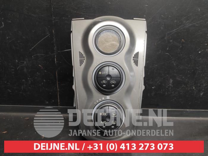 Toyota Yaris Heizung Bedienpaneel O734353