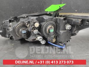 Lexus CT 200h Headlight, right O734371 photo 2