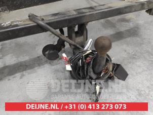 Mazda 3 Towbar O734387 photo 2