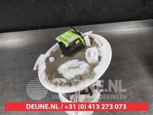 Mazda 3 Electric fuel pump O734402 photo 2