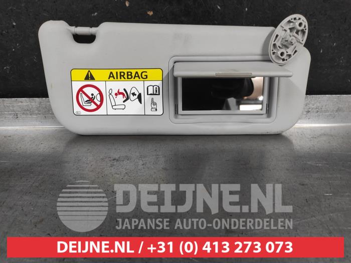 Toyota Auris Zonneklep O734457