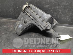 Toyota Prius Air box O734463 photo 2