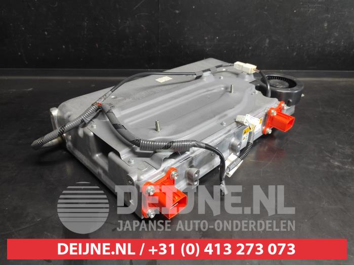 Toyota Prius Batterieladegerät O734519