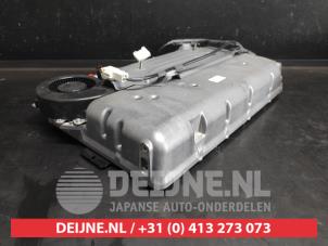 Toyota Prius Battery charger O734519 photo 2
