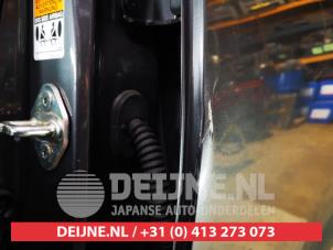 Suzuki Swift Tür 4-türig links hinten O734531 foto 2