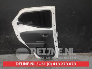 Toyota Aygo Portier 4Deurs links-achter O734551 foto 2