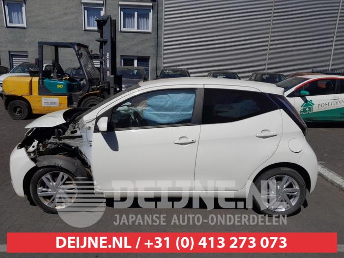 Toyota Aygo Türscheibe 4-türig links hinten O734552
