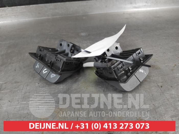 Suzuki Vitara Steering wheel switch O734593