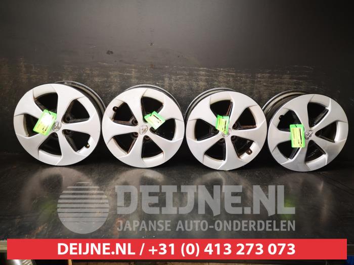 Toyota Prius Felgen Set O734608