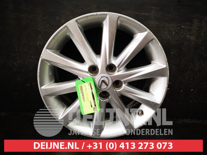Lexus CT 200h Wheel O734616