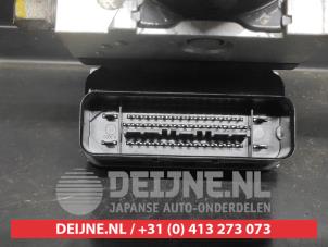 Honda CR-Z ABS Pomp O734632 foto 2