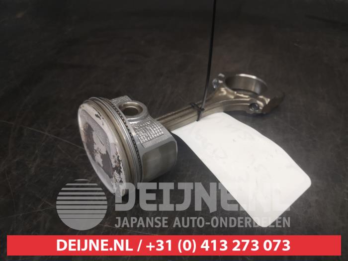 Toyota Yaris Piston O734714