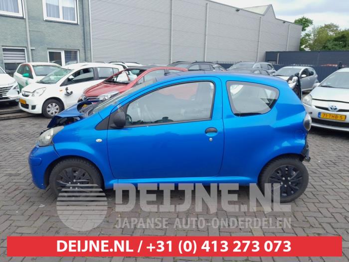 Toyota Aygo Portierruit 2Deurs links O734697