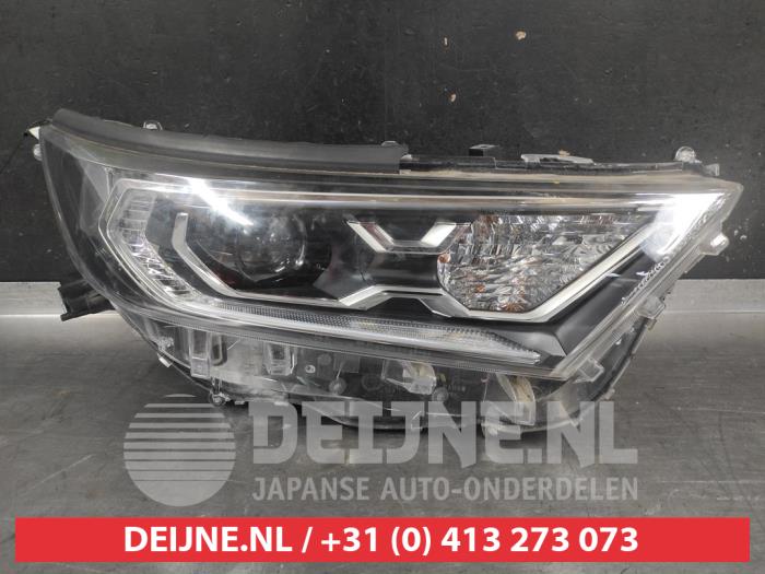 Toyota Rav-4 Scheinwerfer rechts O734751